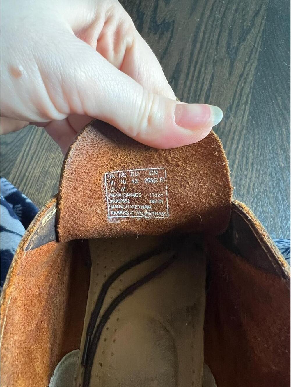 Clarks Brown Leather Lace-Up Desert Boots Mens US 10 - Picture 2 of 9